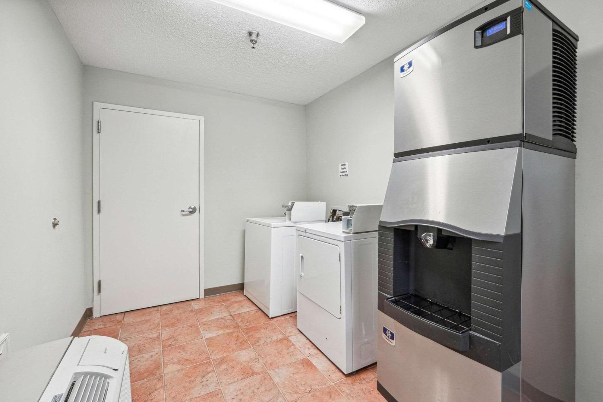 Quality Inn & Suites Dawsonville Extérieur photo