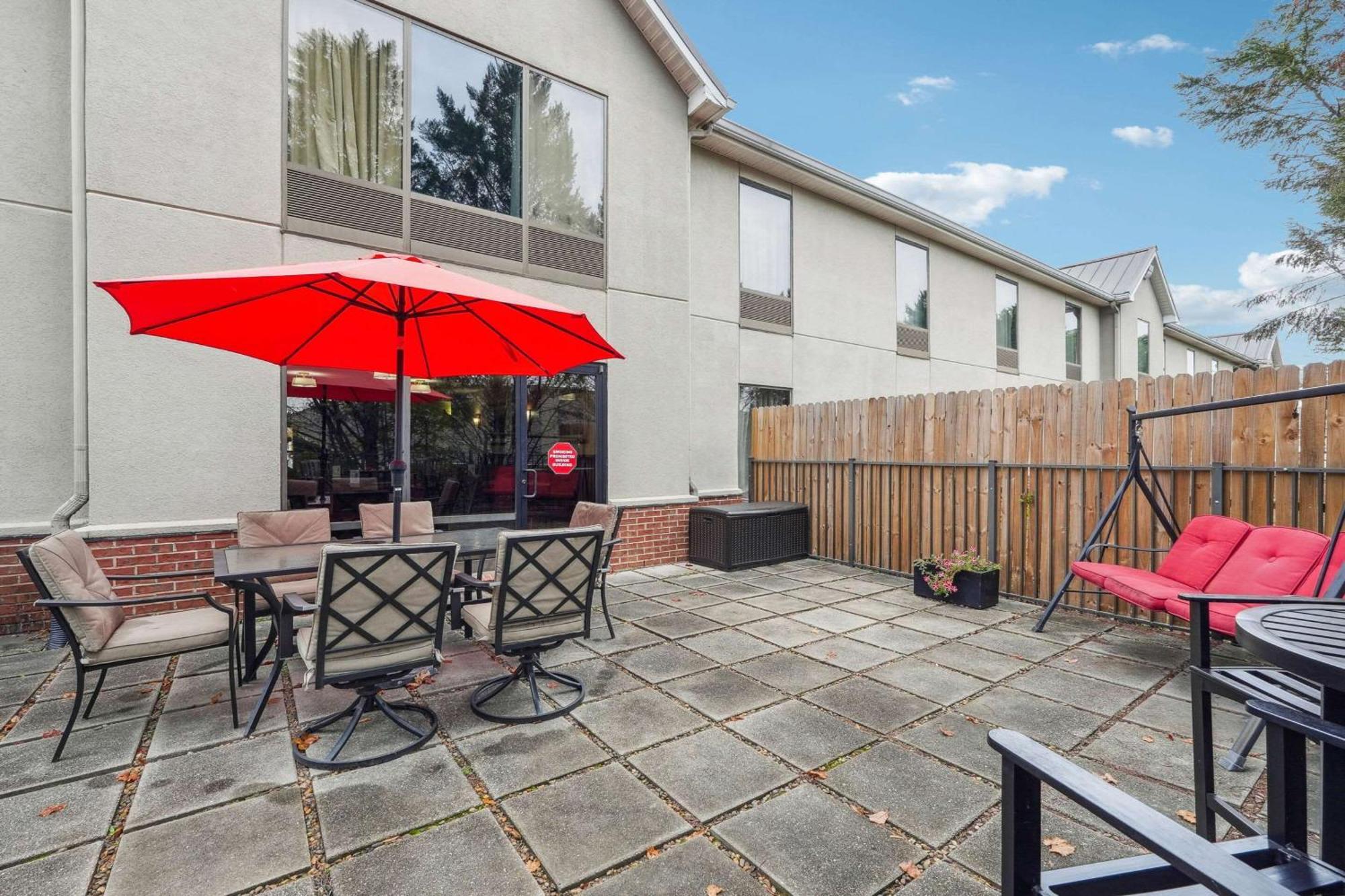 Quality Inn & Suites Dawsonville Extérieur photo