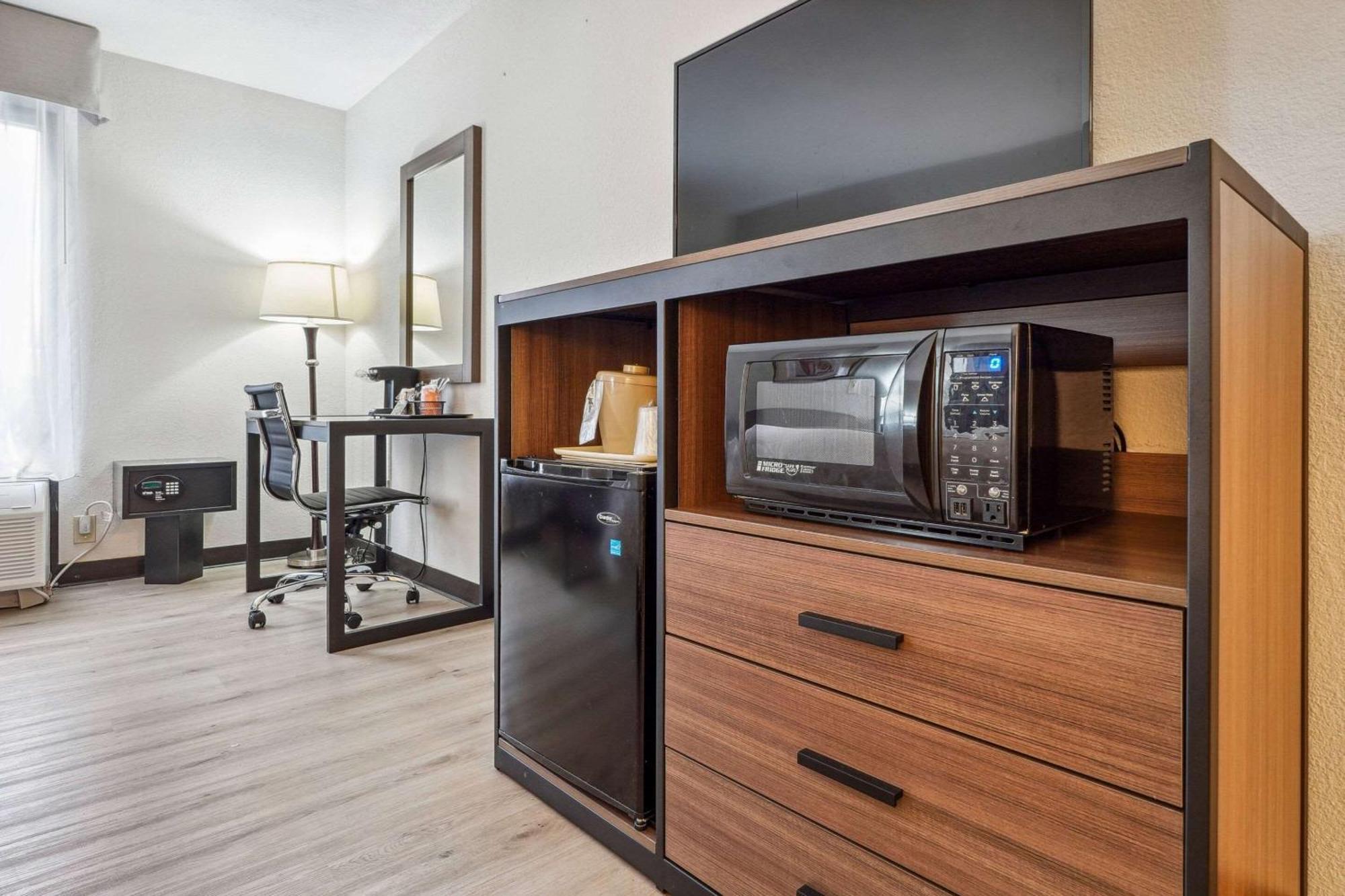 Quality Inn & Suites Dawsonville Extérieur photo