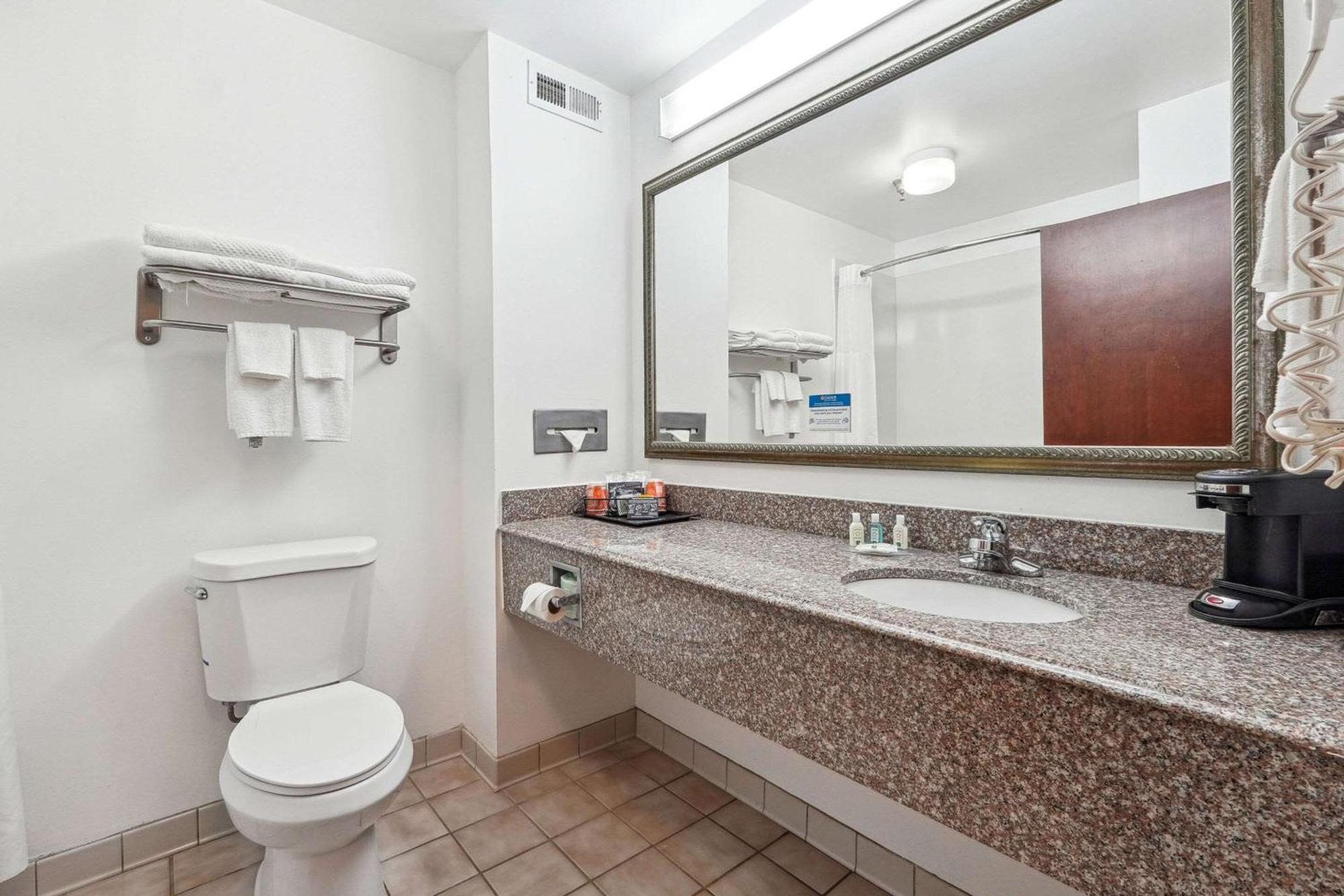 Quality Inn & Suites Dawsonville Extérieur photo